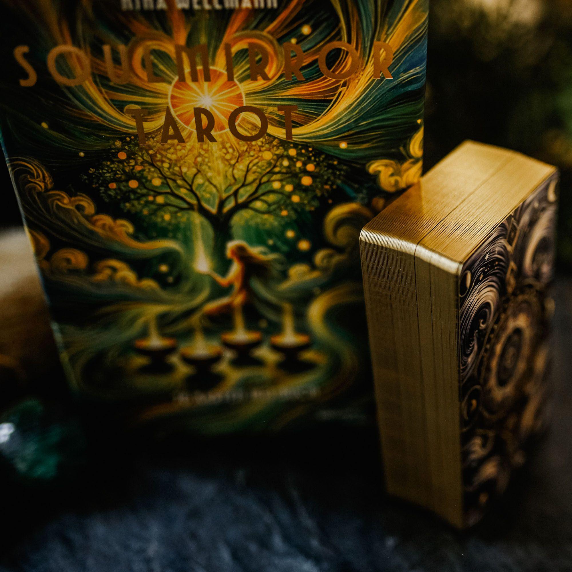 Beispielinhalt (Bild) Soulmirror Tarot - 78 Karten mit Buch - (Soul Path, sensitive Tarotkarten)