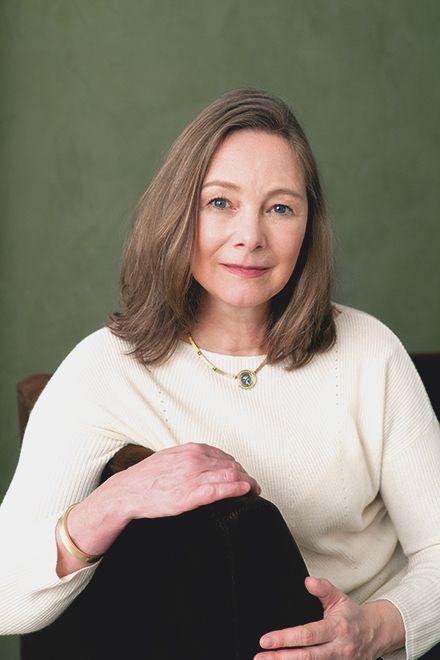 Autorenbild Um uns nur Dunkelheit