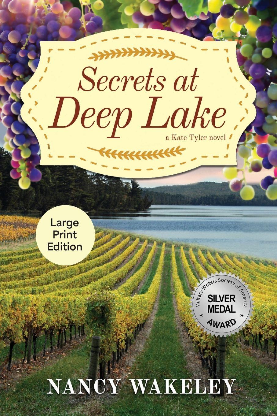 Vorderes Coverbild Secrets at Deep Lake