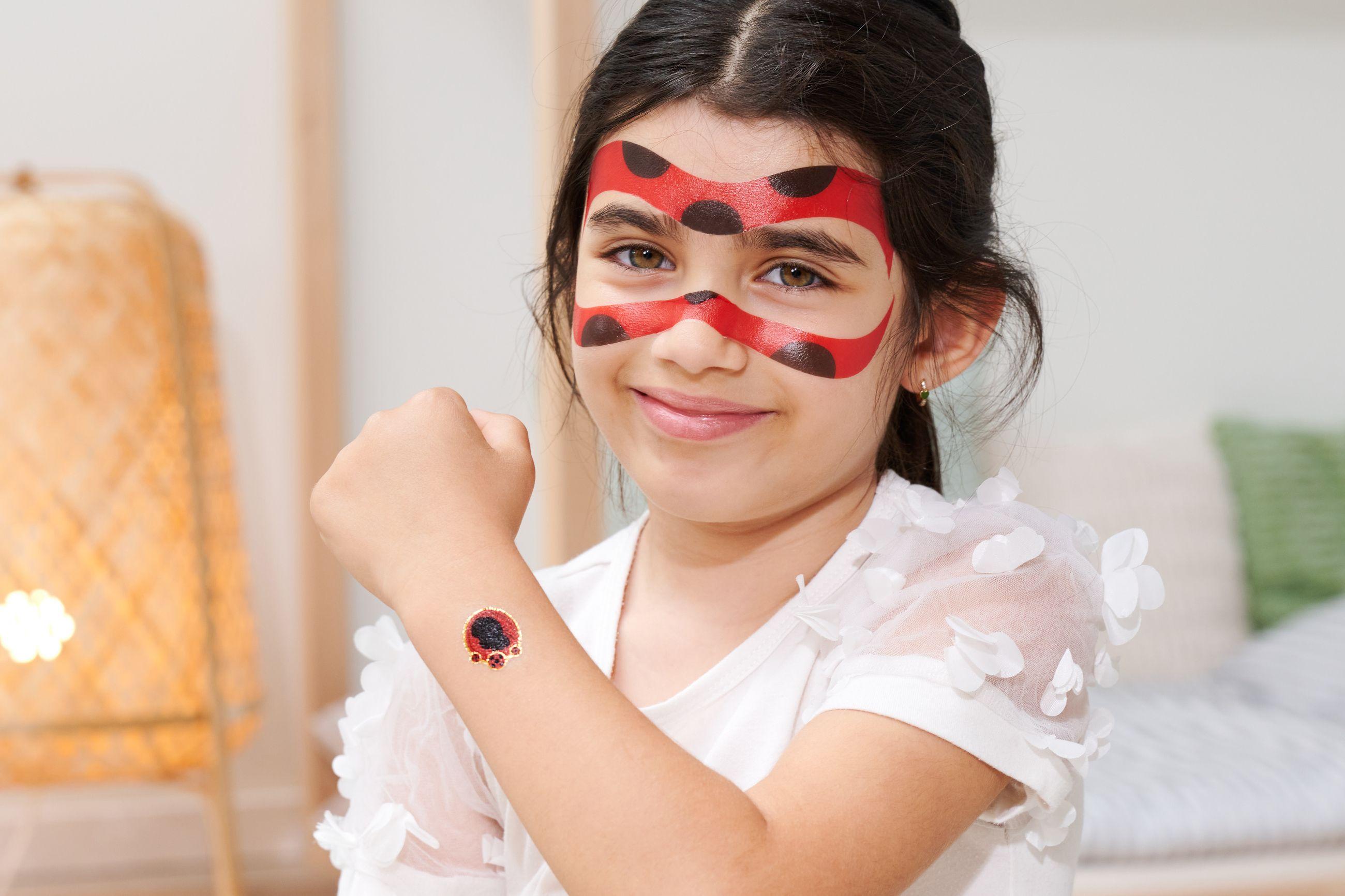 Beispielinhalt (Bild) Miraculous Glittery Tattoo