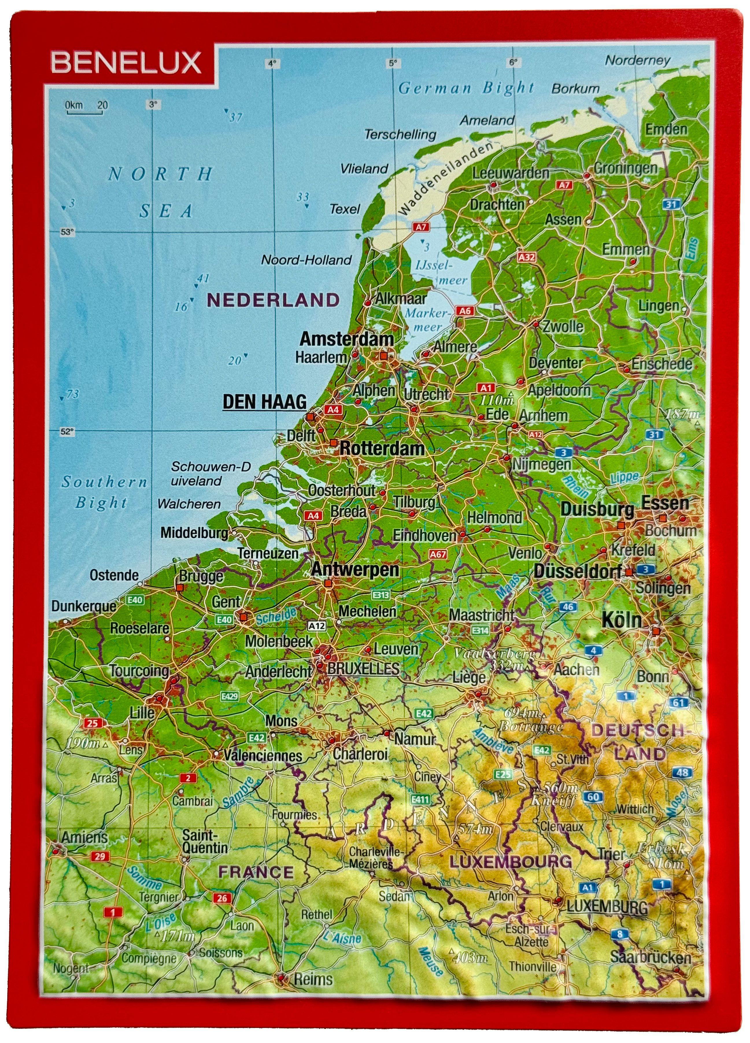 Vorderes Coverbild Reliefpostkarte Benelux