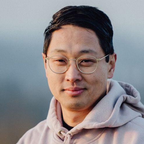 Autorenbild Mensch, bitte wenden