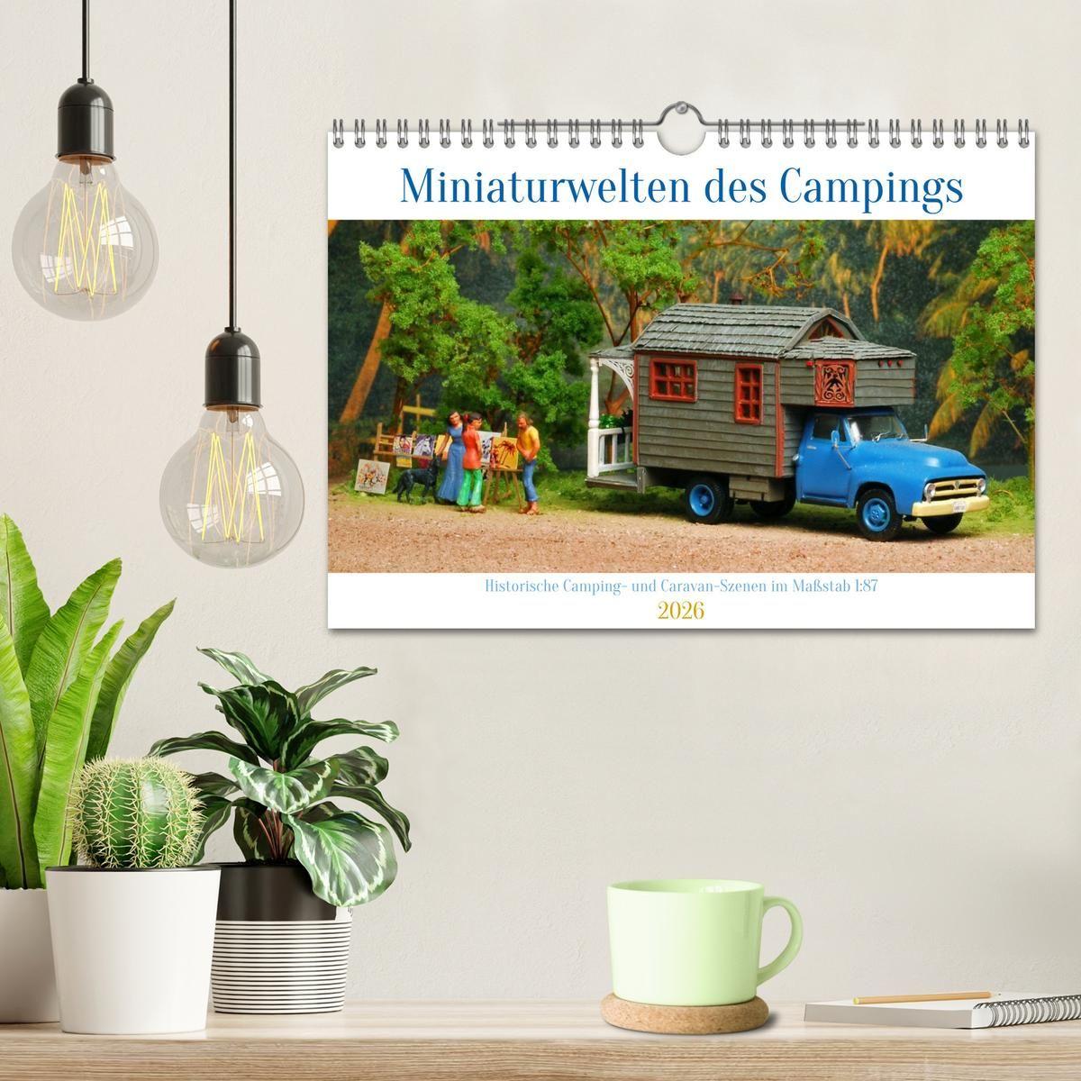 Beispielinhalt (Bild) Miniaturwelten des Campings (Wandkalender 2026 DIN A4 quer), CALVENDO Monatskalender