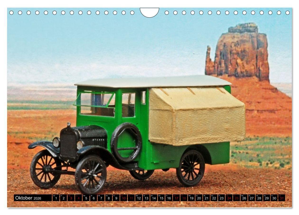 Beispielinhalt (Bild) Miniaturwelten des Campings (Wandkalender 2026 DIN A4 quer), CALVENDO Monatskalender