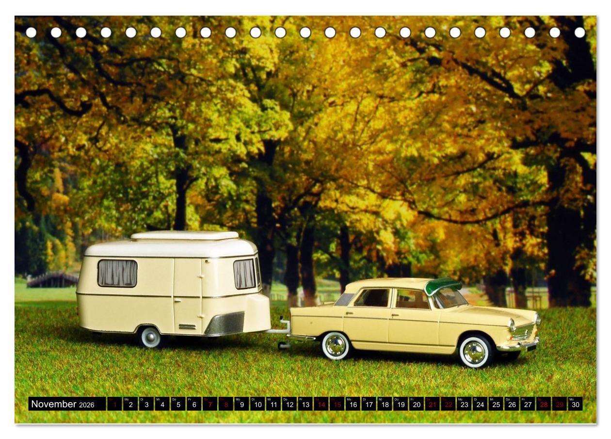 Beispielinhalt (Bild) Miniaturwelten des Campings (Tischkalender 2026 DIN A5 quer), CALVENDO Monatskalender
