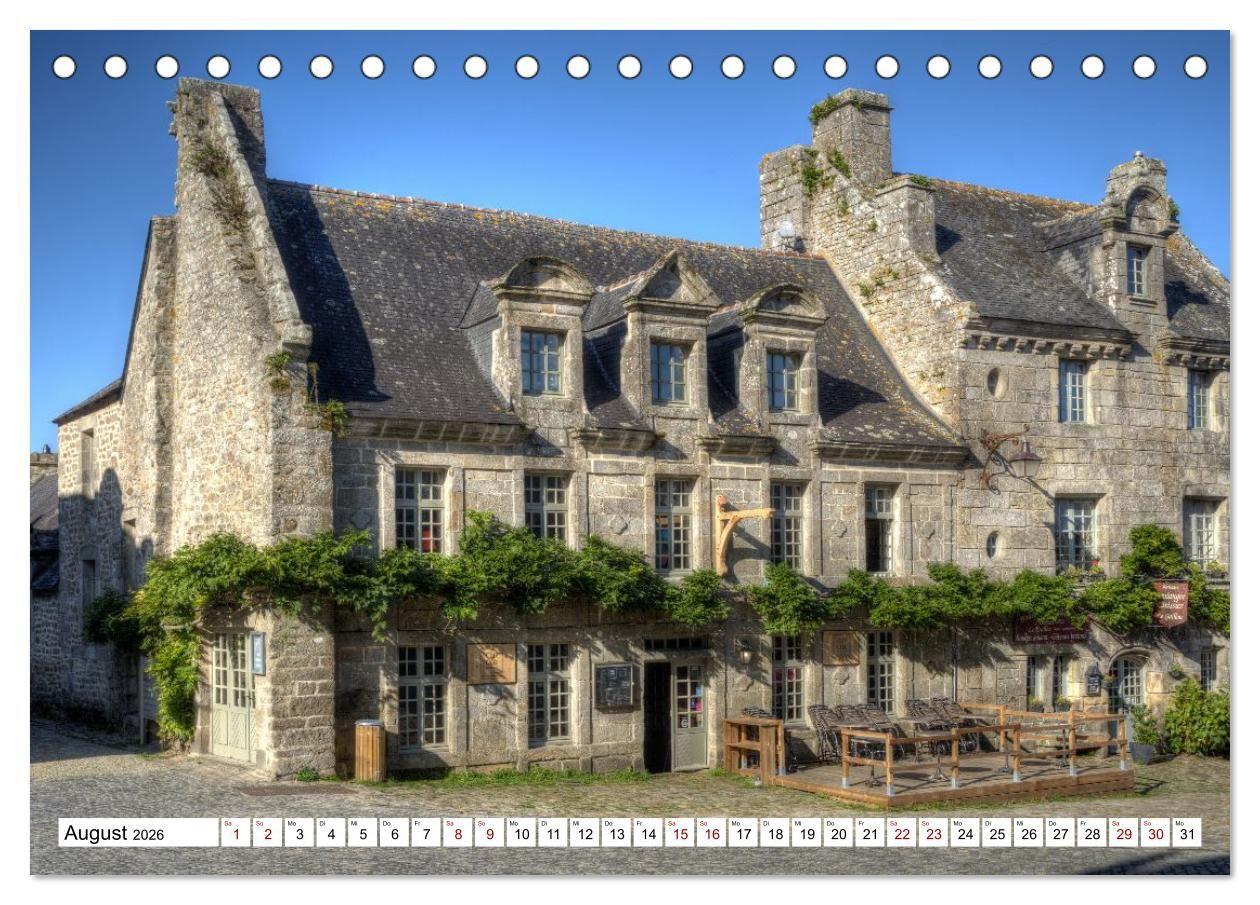 Beispielinhalt (Bild) Locronan, ein Highlight in der Bretagne (Tischkalender 2026 DIN A5 quer), CALVENDO Monatskalender