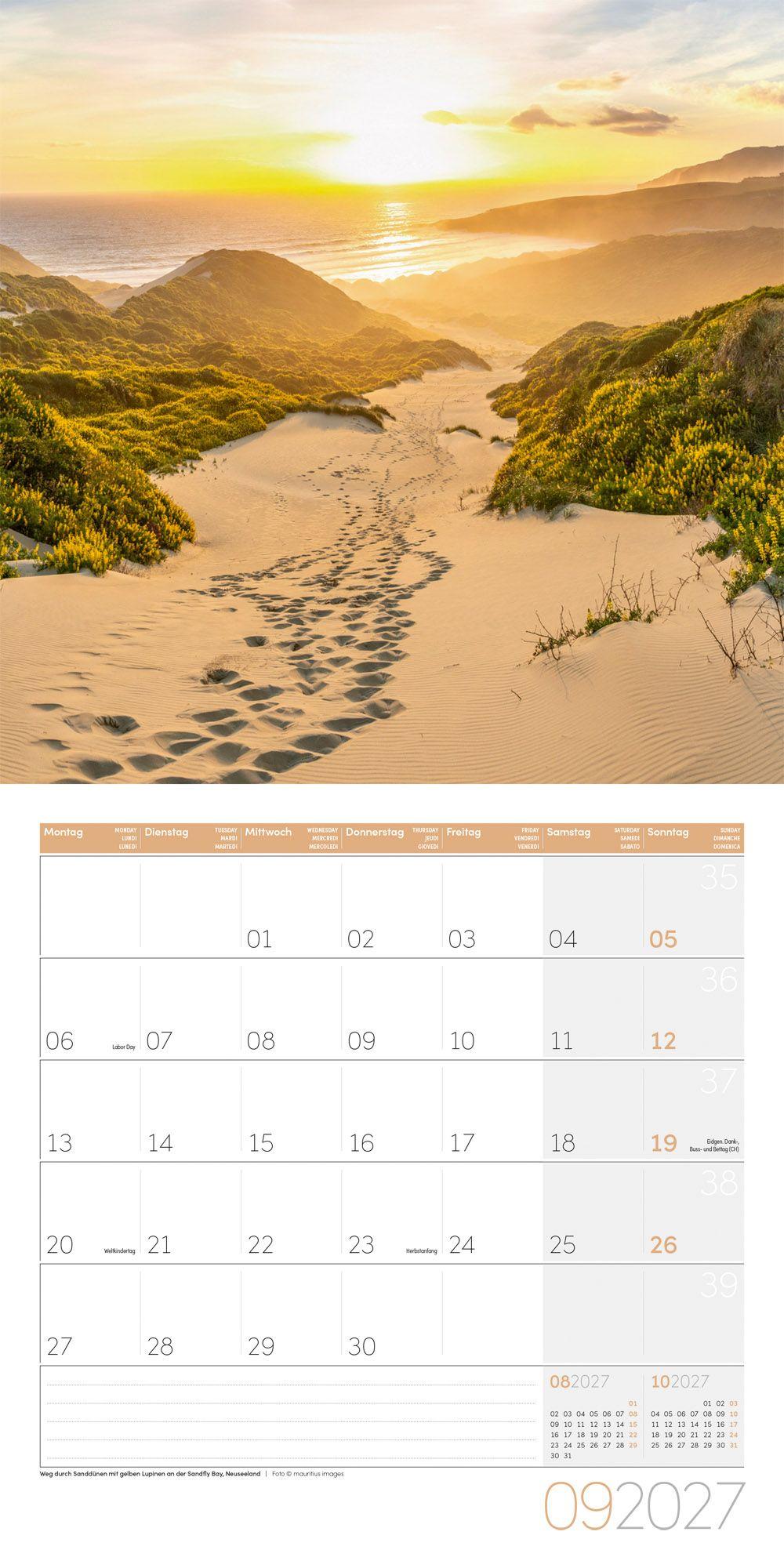 Beispielinhalt (Bild) Traumpfade Kalender 2027 - 30x30 - Art12
