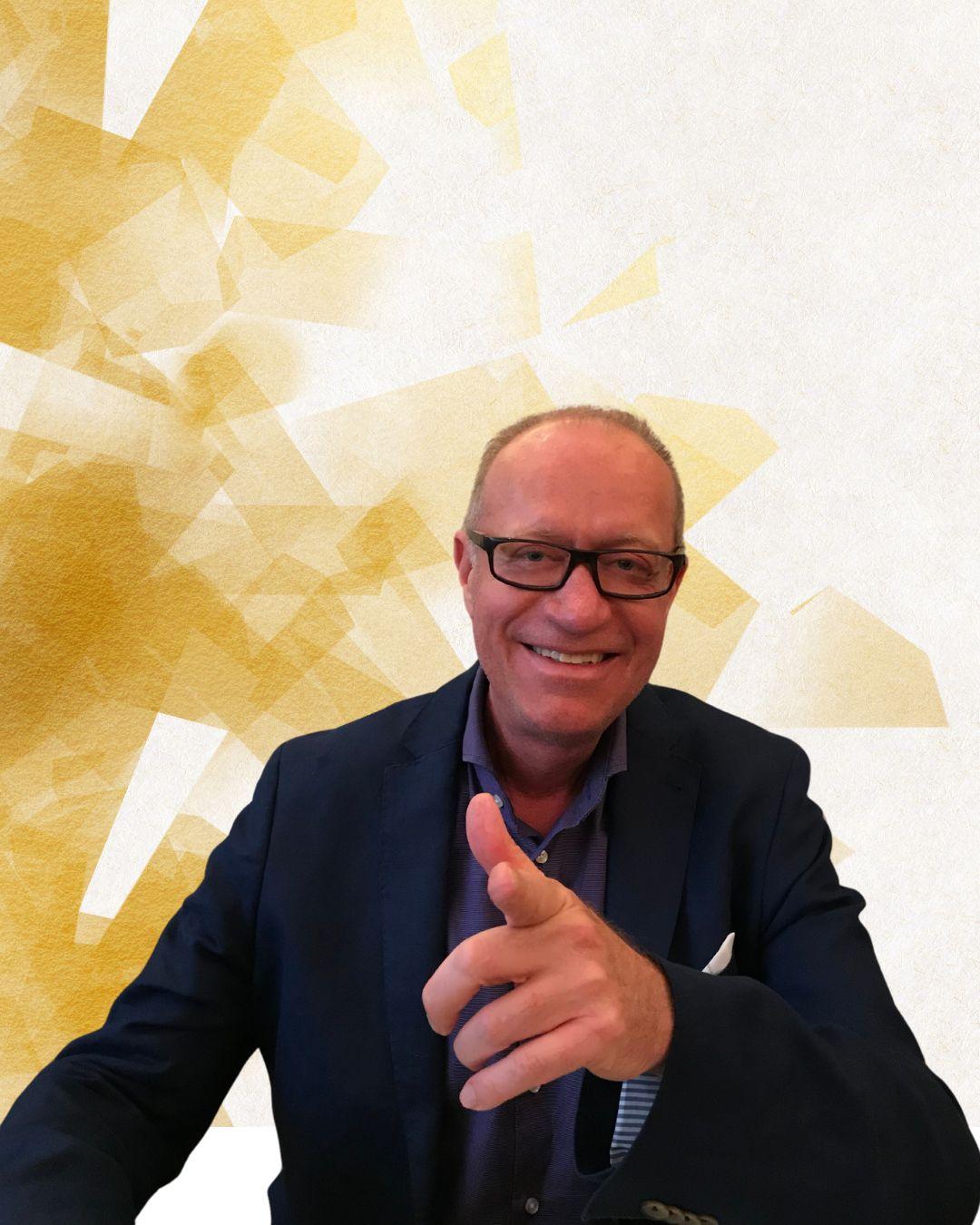 Autorenbild Masterplan gegen Alzheimer. Fit im Kopf - ein Leben lang. Wie Sie frühzeitig Ihr Demenz-Risiko halbieren, Ihr Gehirn regenerieren und geistig fit bleiben. Spiegel-Bestsellerautor