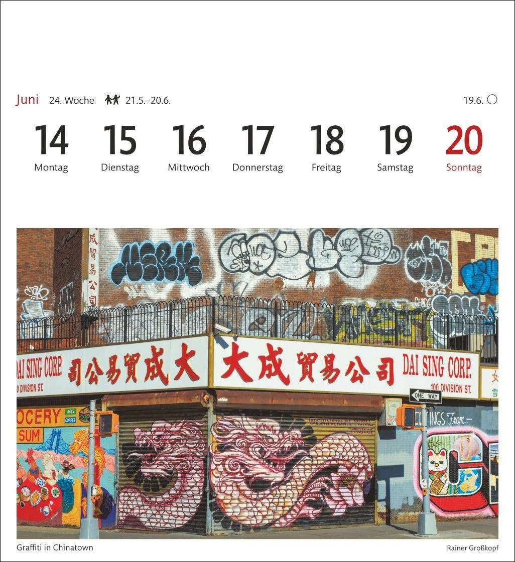 Beispielinhalt (Bild) New York Sehnsuchtskalender 2027 - Wochenkalender mit 53 Postkarten