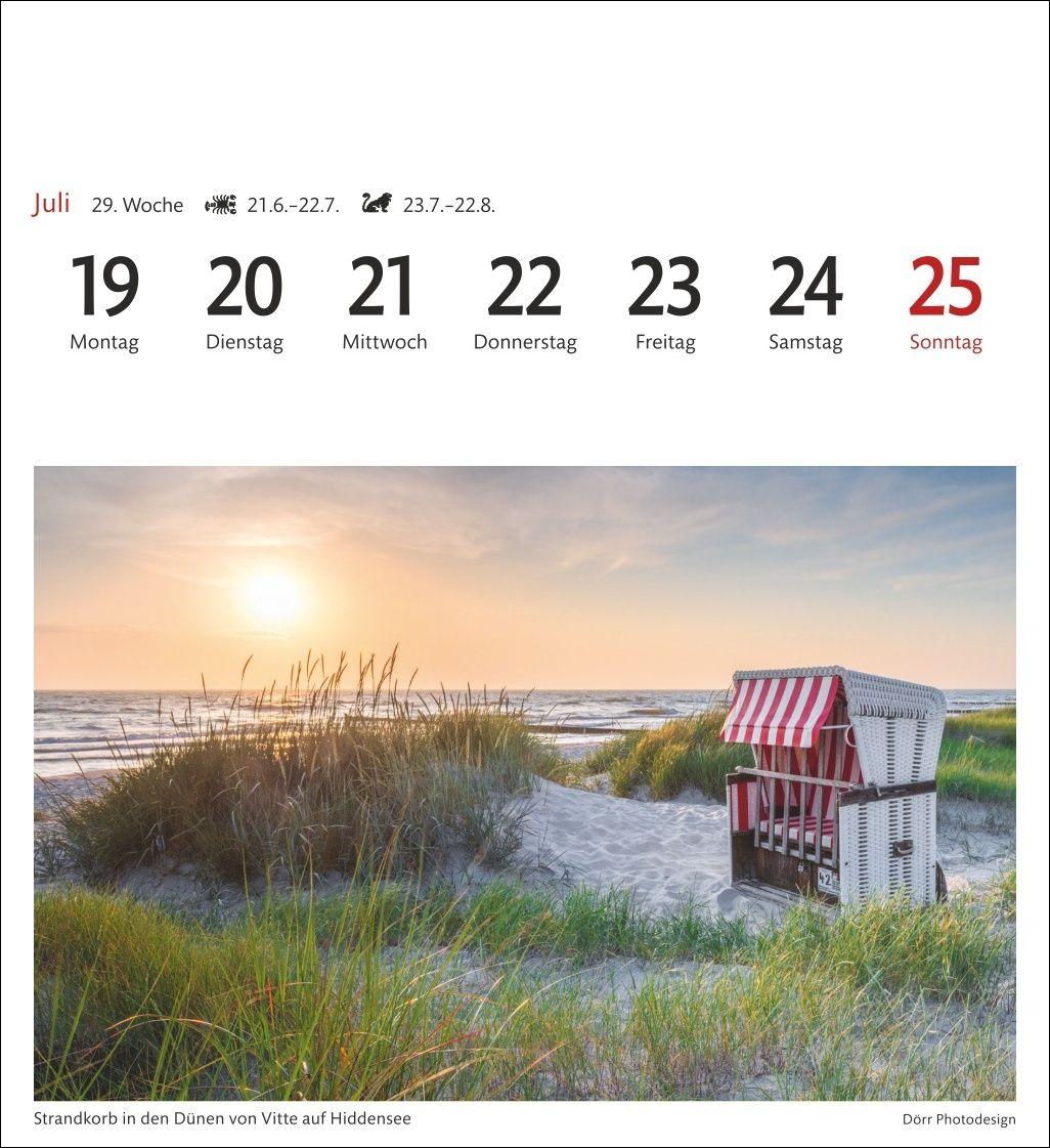 Beispielinhalt (Bild) Ostseeküste Sehnsuchtskalender 2027 - Wochenkalender mit 53 Postkarten