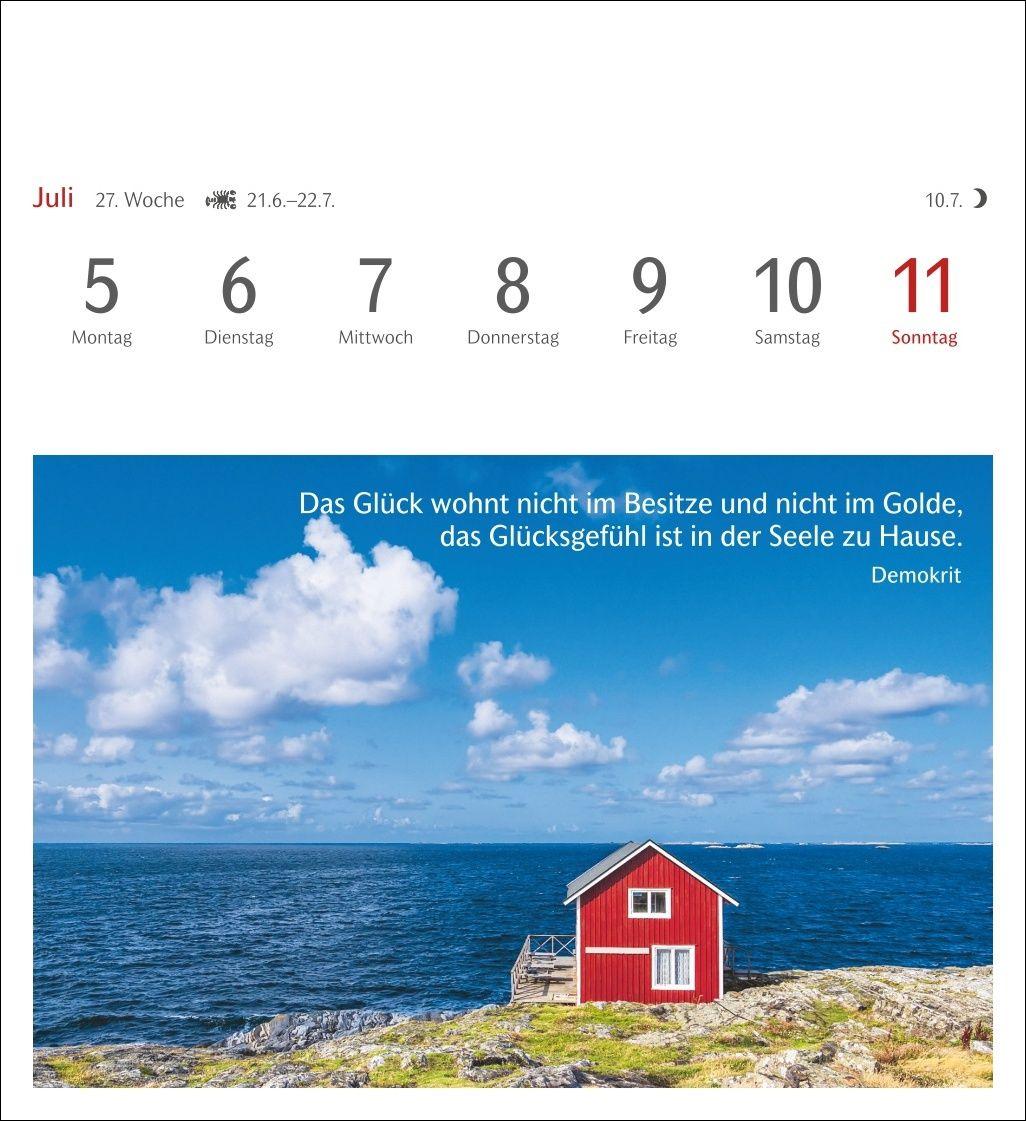 Beispielinhalt (Bild) Momente des Glücks Postkartenkalender 2027 - Wochenkalender mit Zitaten, mit 53 Postkarten
