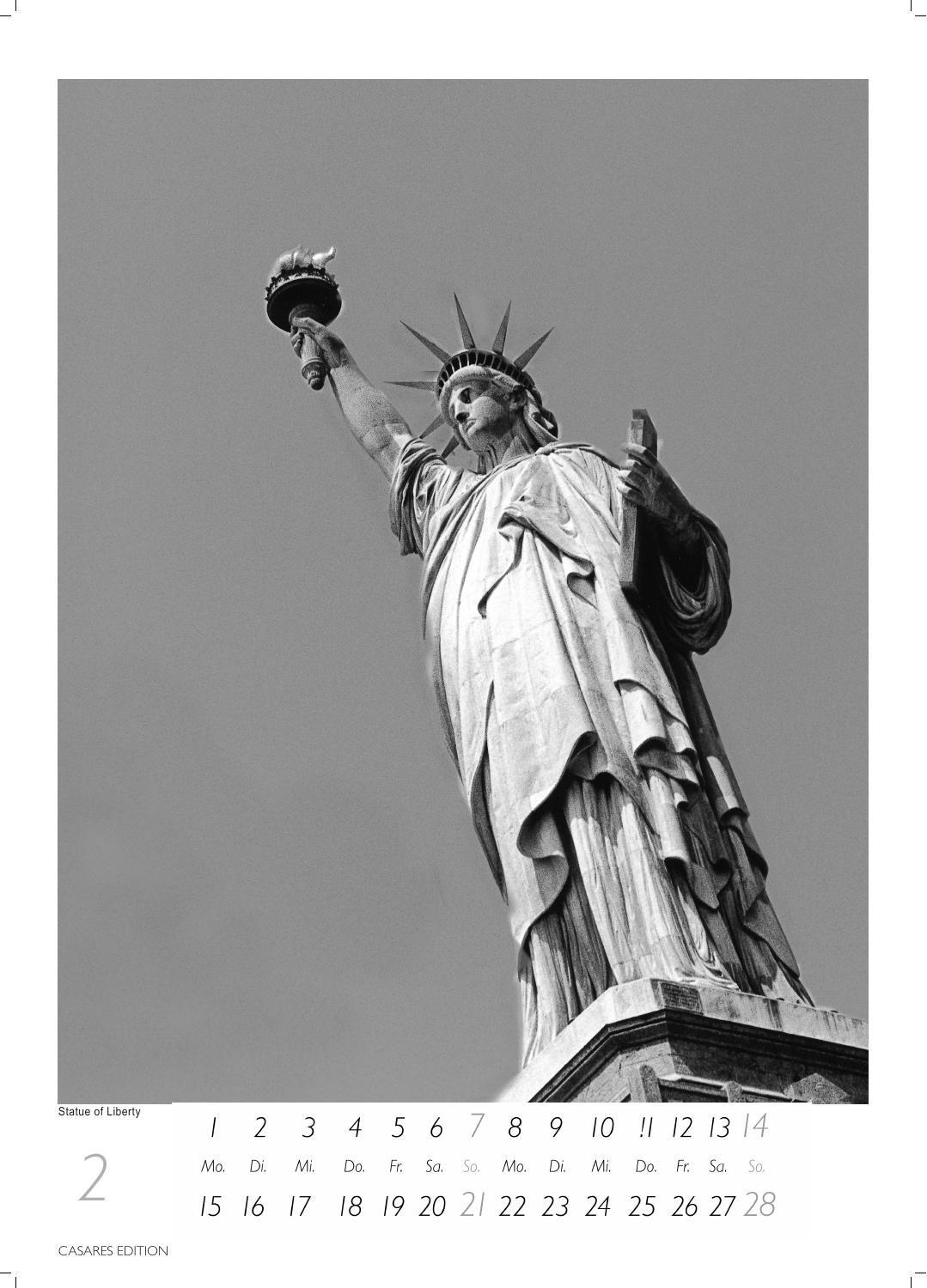 Beispielinhalt (Bild) New York schwarz-weiss Kalender 2027 - Wandkalender | Fotokalender Nordamerika S 29x21cm - Eleganter Schwarz-Weiß-Print mit beeindruckenden New York City Motiven