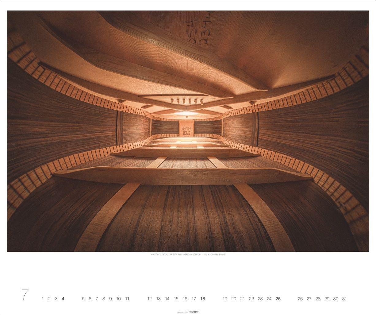 Beispielinhalt (Bild) Architecture in Music Kalender 2027 - Musikinstrumente von innen