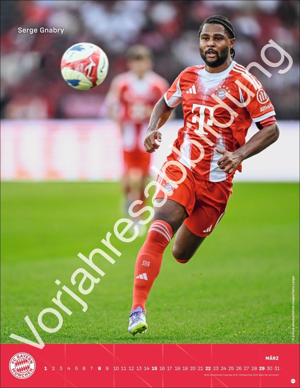 Beispielinhalt (Bild) FC Bayern München Posterkalender 2027