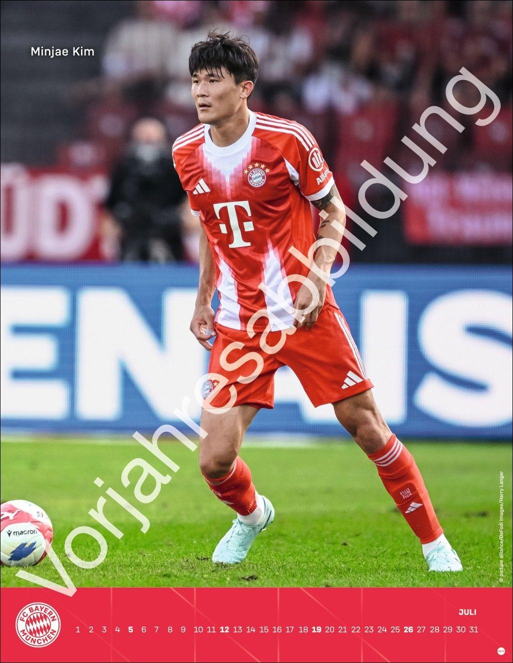 Beispielinhalt (Bild) FC Bayern München Posterkalender 2027
