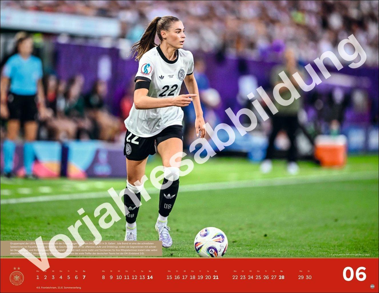Beispielinhalt (Bild) DFB Frauen Posterkalender 2027