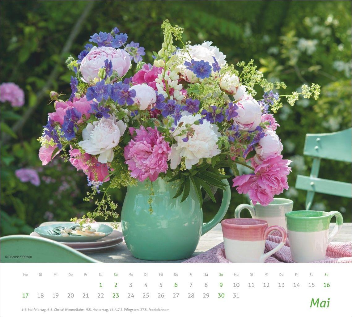 Beispielinhalt (Bild) times&more Blumen Bildkalender 2027