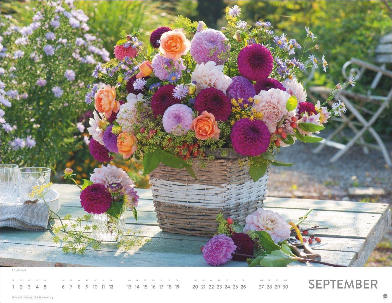 Beispielinhalt (Bild) Blumenpracht Posterkalender 2027