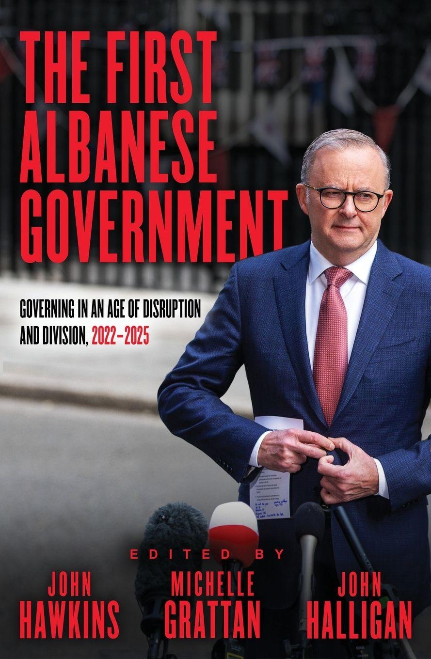 Vorderes Coverbild The First Albanese Government