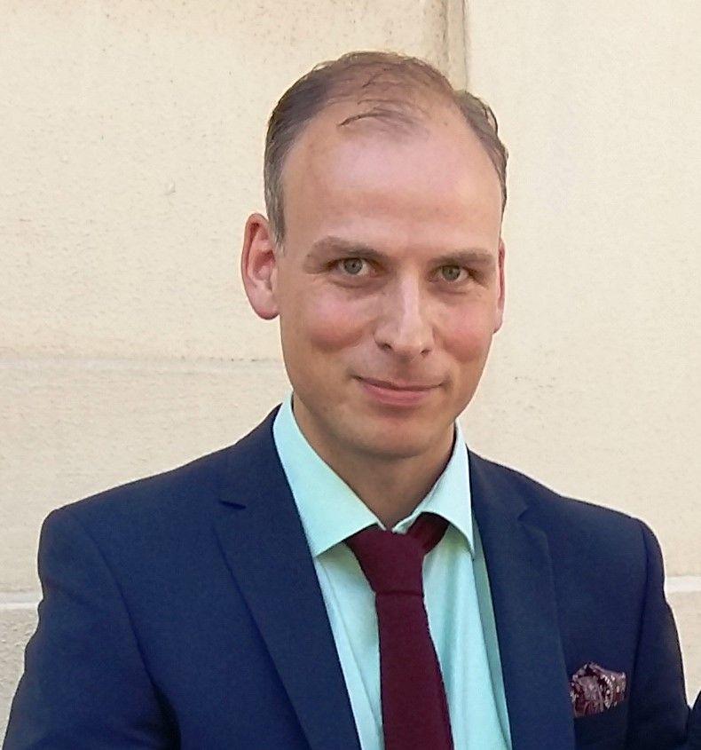 Autorenbild Richild Holt: Akt - Aktportrait - Portrait