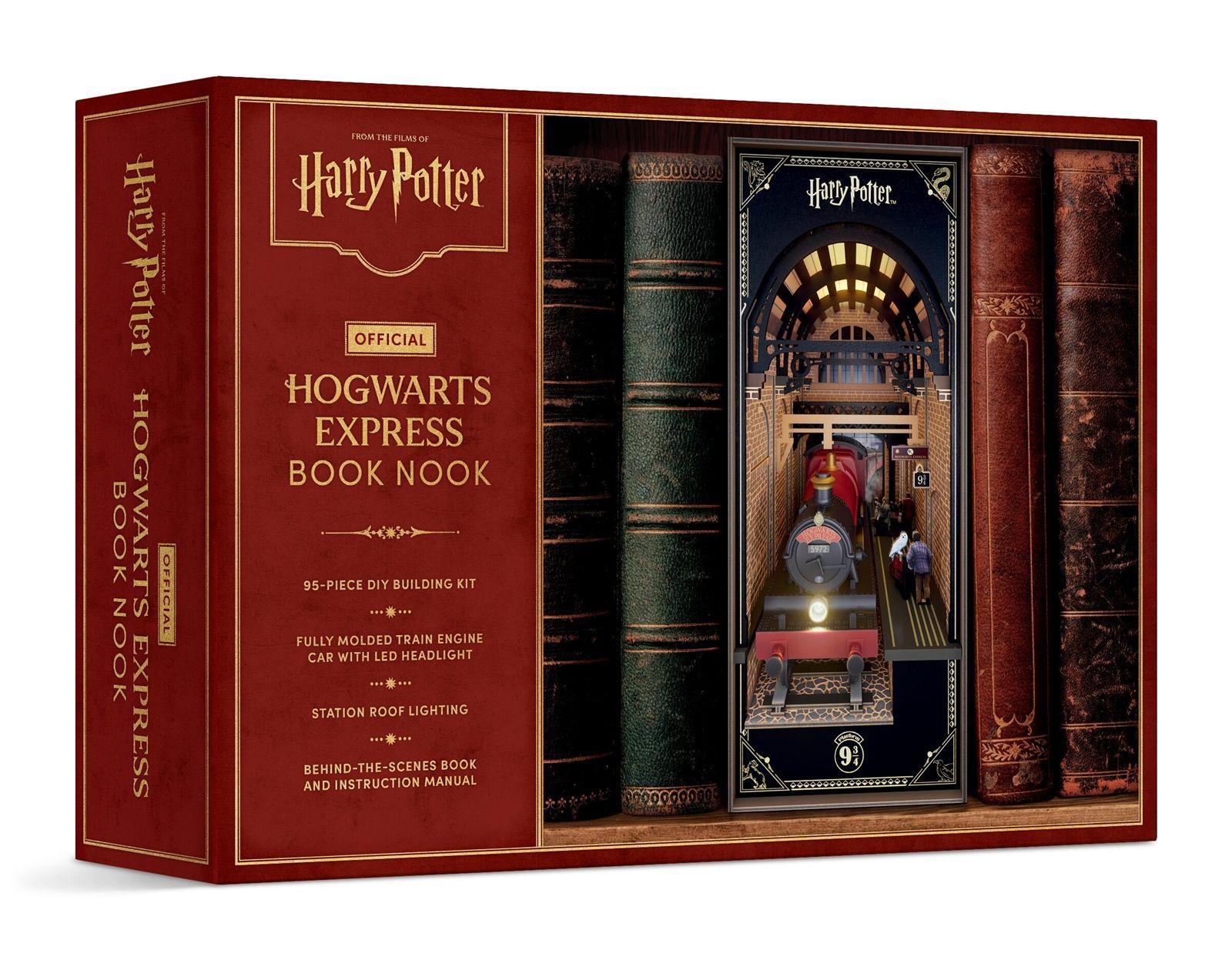Vorderes Coverbild Harry Potter: Official Hogwarts Express Book Nook (With Lights!)