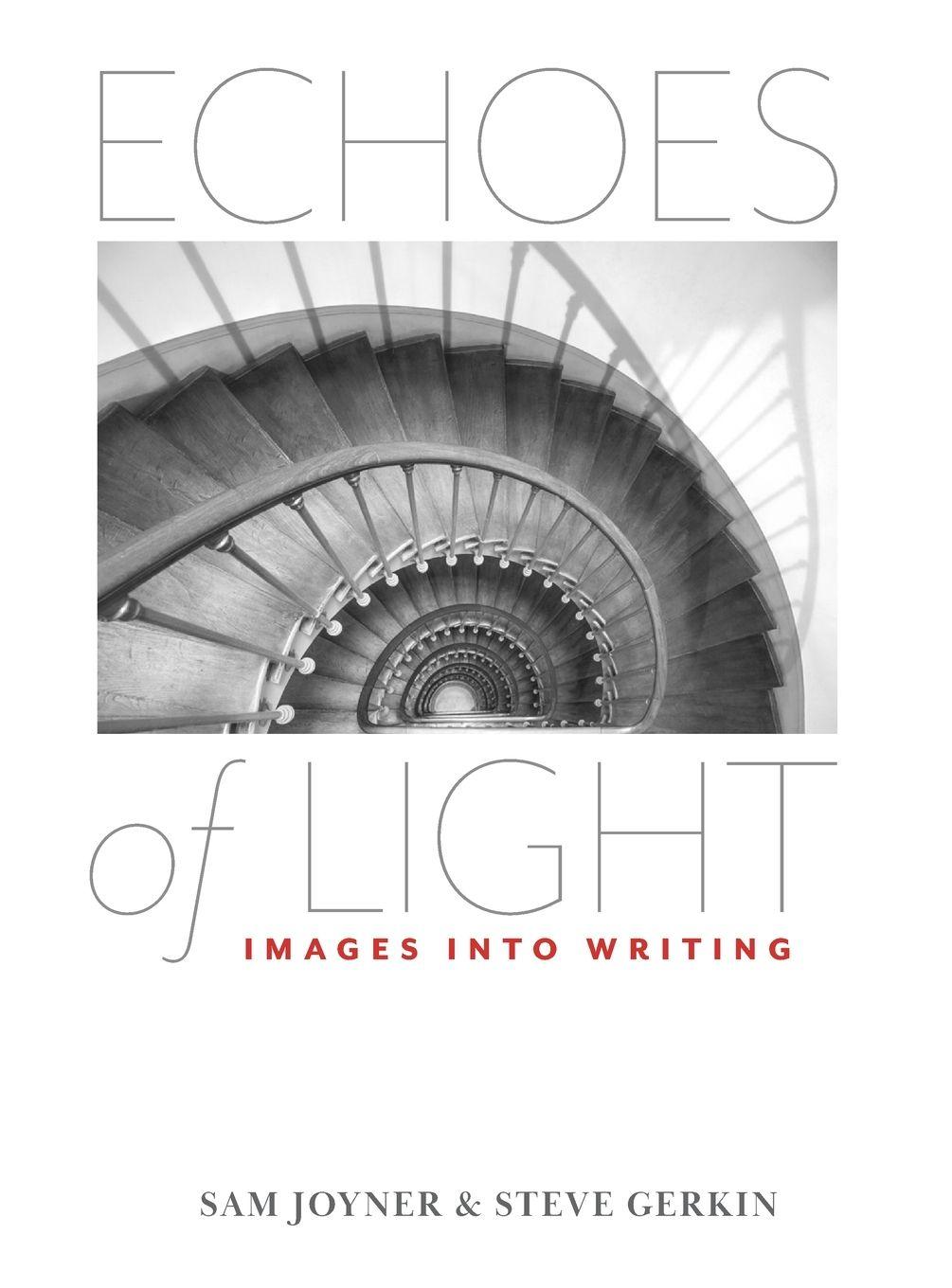 Vorderes Coverbild ECHOES of LIGHT - Images Into Writing