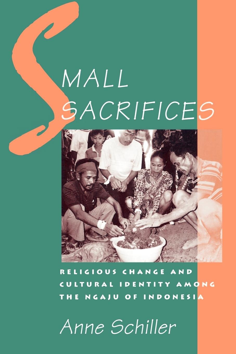 Vorderes Coverbild Small Sacrifices