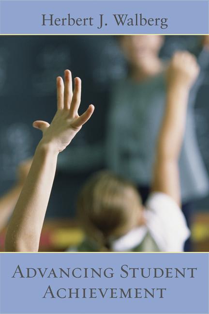Vorderes Coverbild Advancing Student Achievement