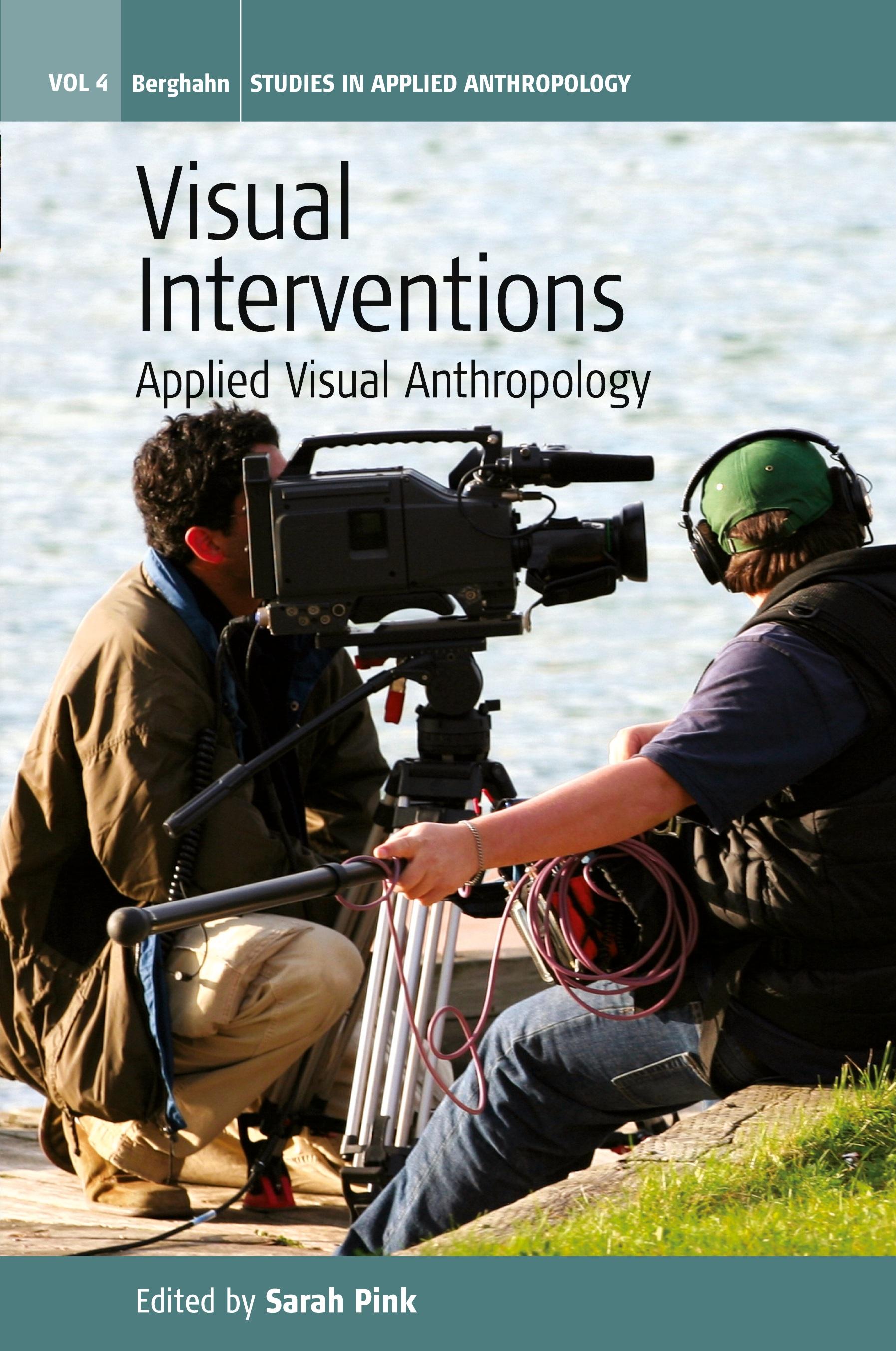 Vorderes Coverbild Visual Interventions