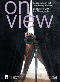 Vorderes Coverbild On View
