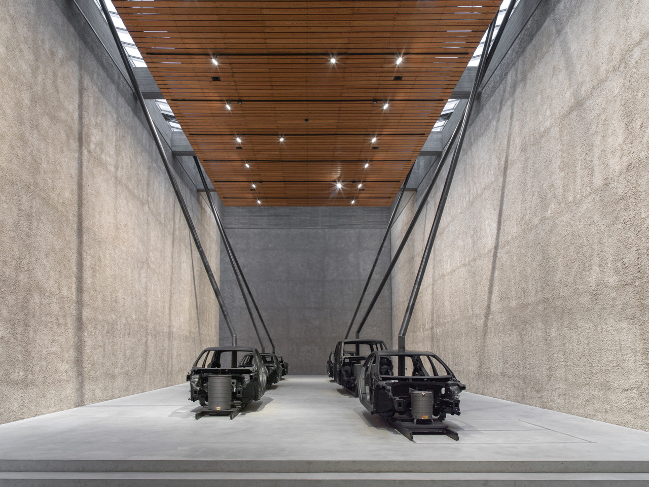 Beispielinhalt (Bild) MS 00 22 – Michael Sailstorfer, Works 2000–2022