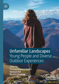 Vorderes Coverbild Unfamiliar Landscapes