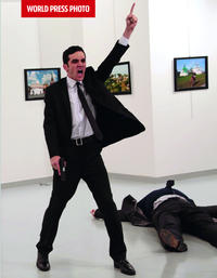 Vorderes Coverbild World Press Photo 17