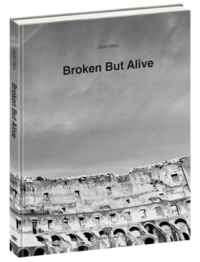 Vorderes Coverbild Broken but Alive