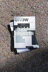 Vorderes Coverbild Neuwerk Magazin #9: „Show Hidden Objects – Über die Präsenz der Abwesenheit in Bitterfeld“