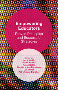 Vorderes Coverbild Empowering Educators