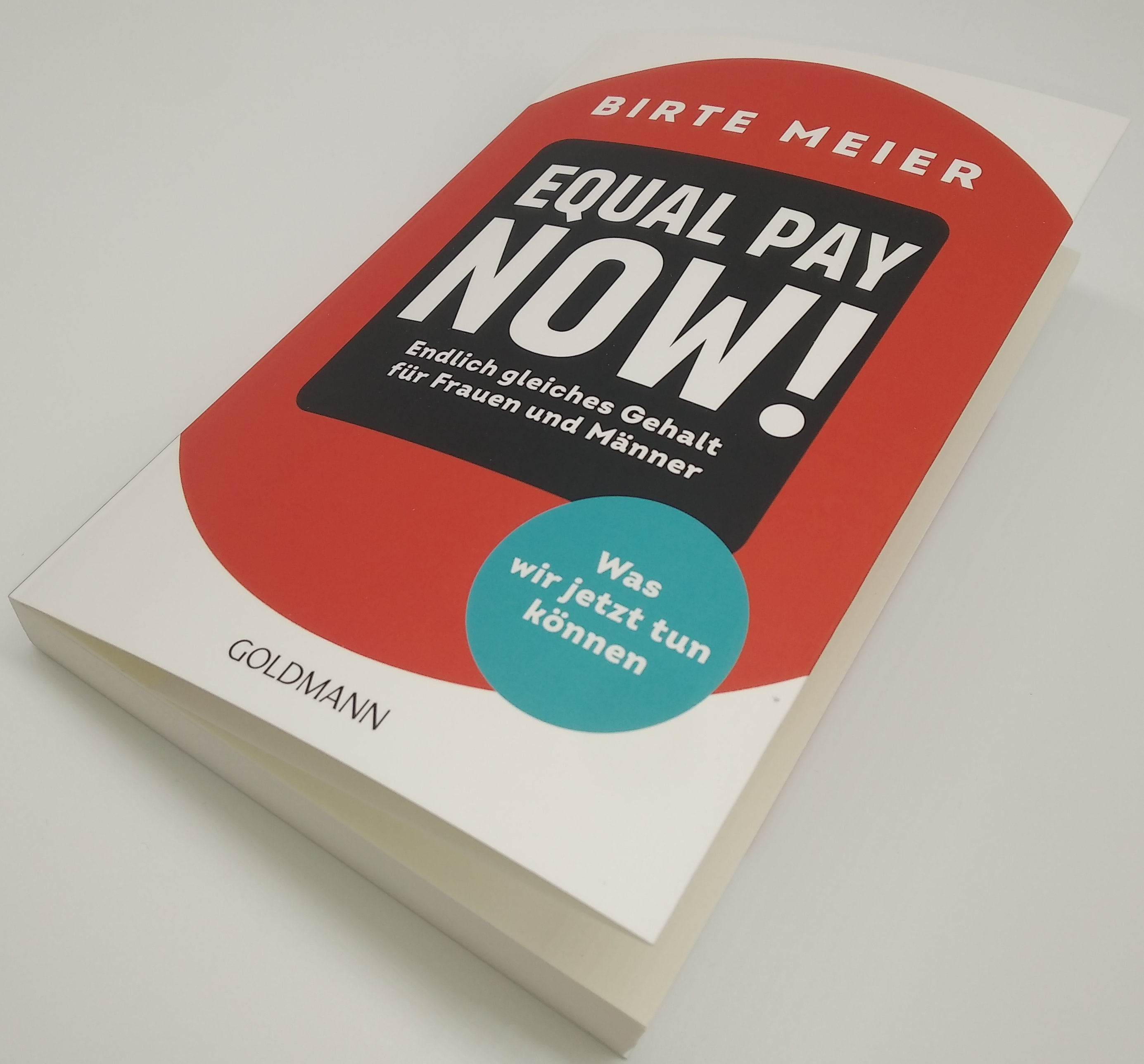 Beispielinhalt (Bild) EQUAL PAY NOW!