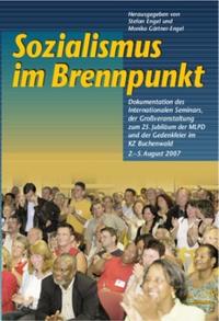 Vorderes Coverbild Sozialismus im Brennpunkt