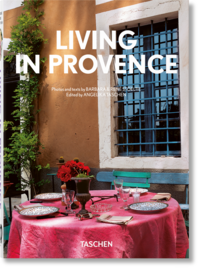 Vorderes Coverbild Living in Provence. 45th Ed.