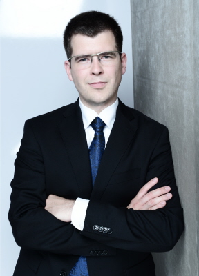 Bild des Mitwirkenden Pflegehaftung
