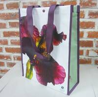 Vorderes Coverbild Tasche »Überwältigende Blüten«