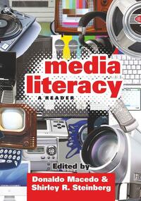 Vorderes Coverbild Media Literacy