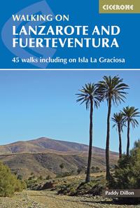 Vorderes Coverbild Walking on Lanzarote and Fuerteventura