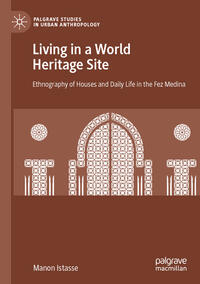 Vorderes Coverbild Living in a World Heritage Site