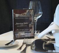 Vorderes Coverbild "Service DVD" für die Gastronomie und Hotellerie