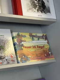 Vorderes Coverbild Feuer Im Regal
