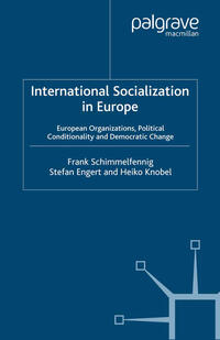 Vorderes Coverbild International Socialization in Europe