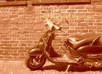 Vorderes Coverbild Motorroller Retro-Style