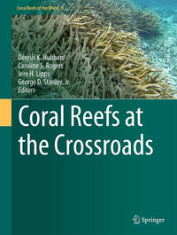 Vorderes Coverbild Coral Reefs at the Crossroads