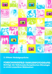 Vorderes Coverbild Forschungsfeld Familienfotografie